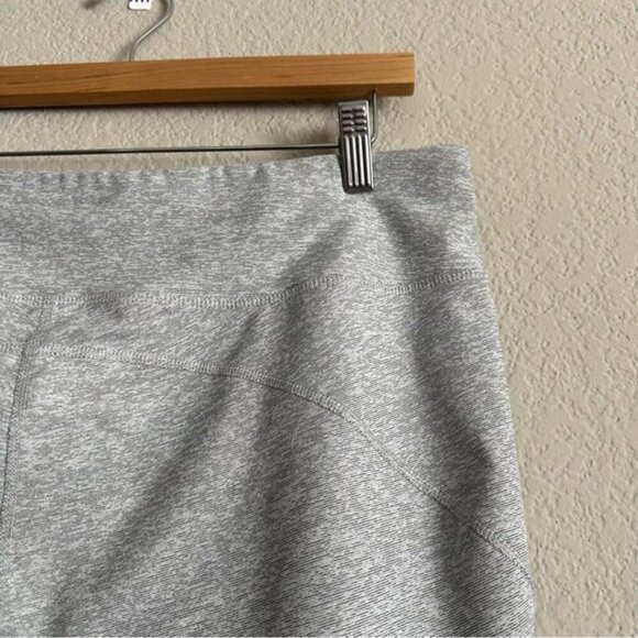 Outdoor Voices Warmup 5" Biker Short Gray Granolacore Size XXL - Picture 7 of 11